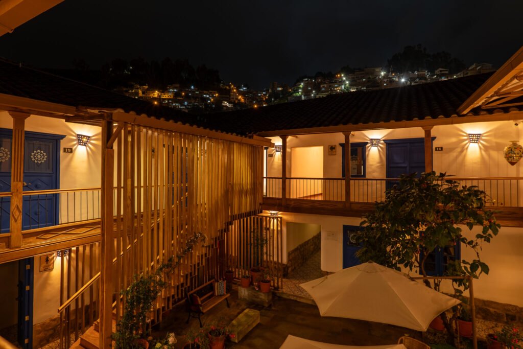 20 Rooms